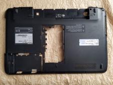 Нижня частина Toshiba&nbsp;Satellite&nbsp;L750